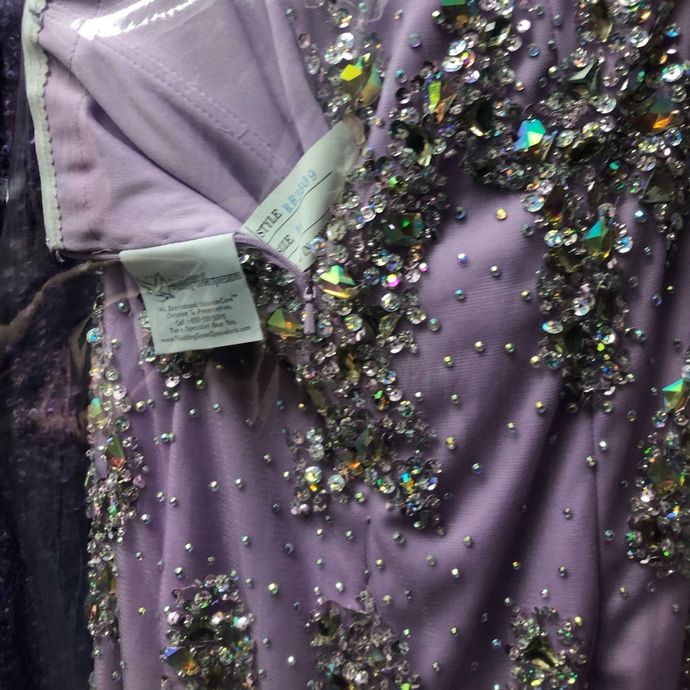 MOONLIGHT BRIDAL DESIGNS RB2509 - Picture 4 of 4